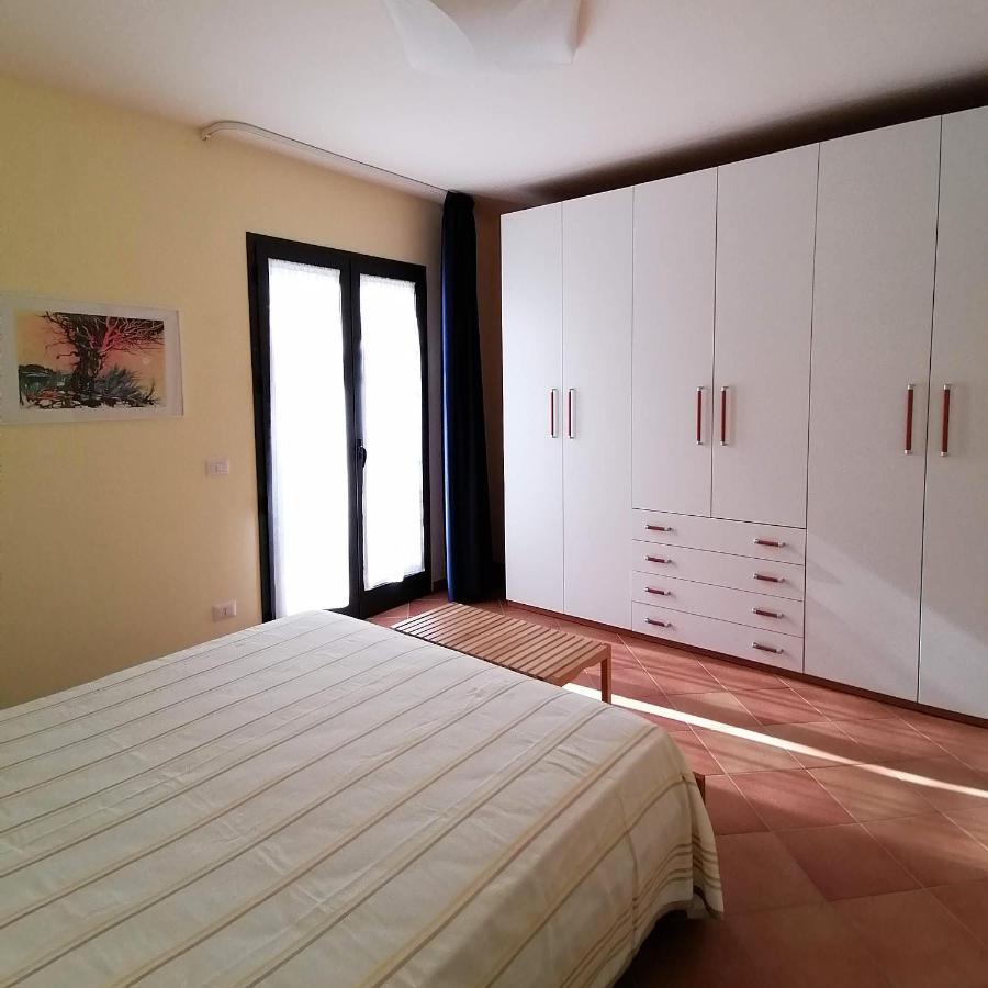 Apartment Saro & Tea Кастель-ди-Туса Экстерьер фото